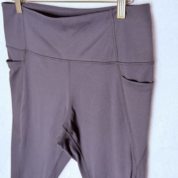 Danskin Ladies' Brushed Leggings Reflective dots Side Pockets Size M Athleisure - Picture 11 of 16